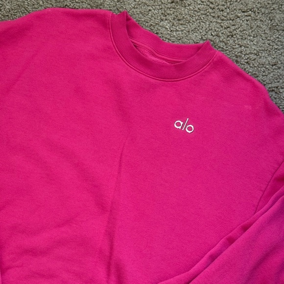 Alo - Accolade Set - Watermelon Pink - Picture 2 of 3